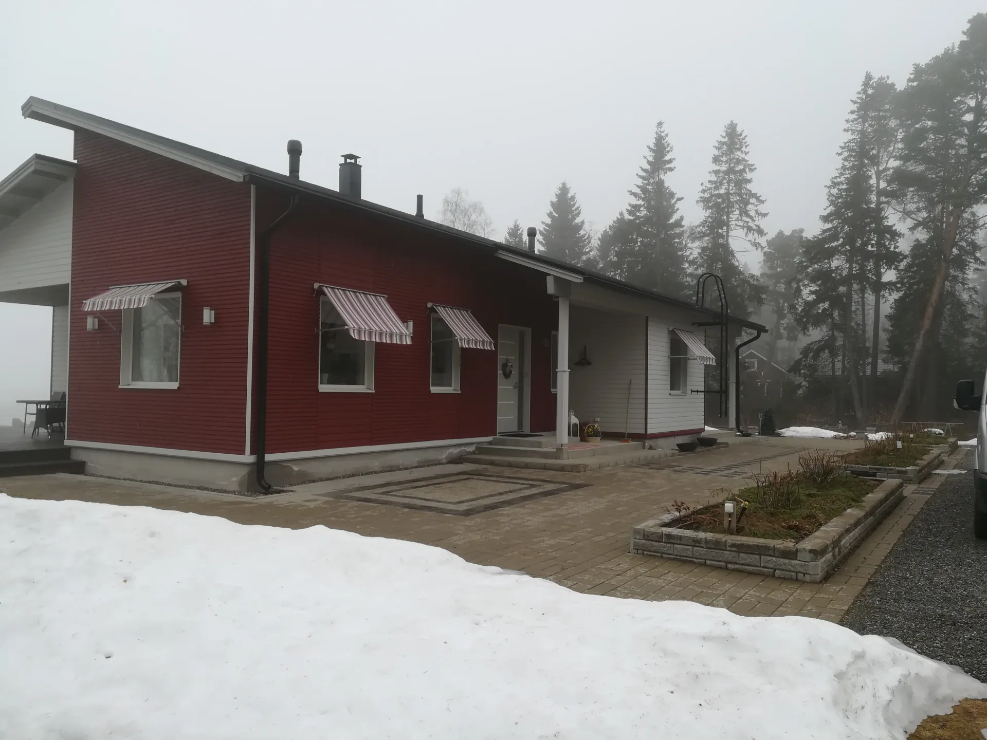 Ikkunamarkiisi2