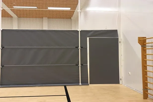 Kangasverkkoseinan sivuovi