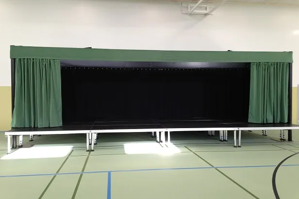 Koottava nayttamo mobil scen 1